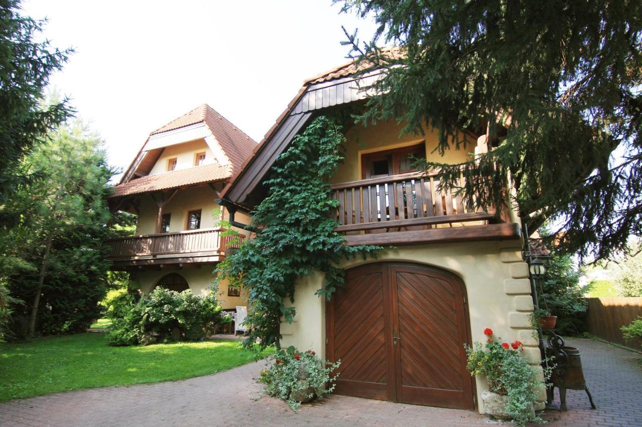 Hotel Frydl Prag Dış mekan fotoğraf