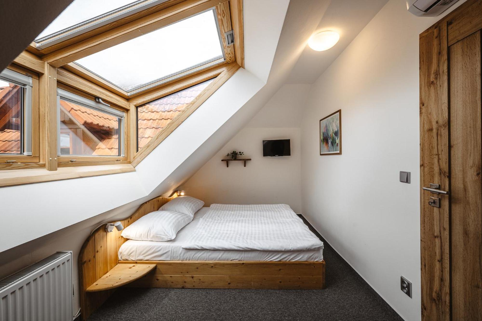 Hotel Frydl Prag Oda fotoğraf